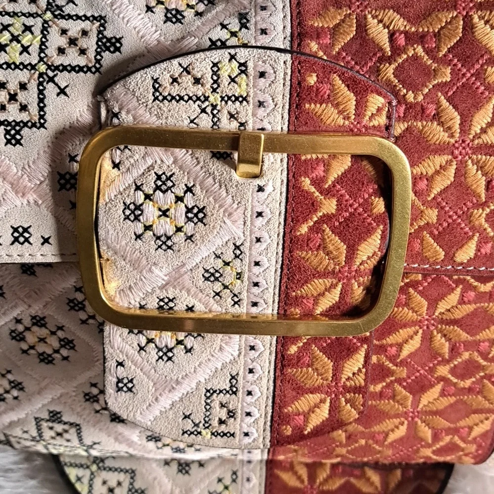 Tory Burch Sawyer Embroidered Shoulder Bag Like New